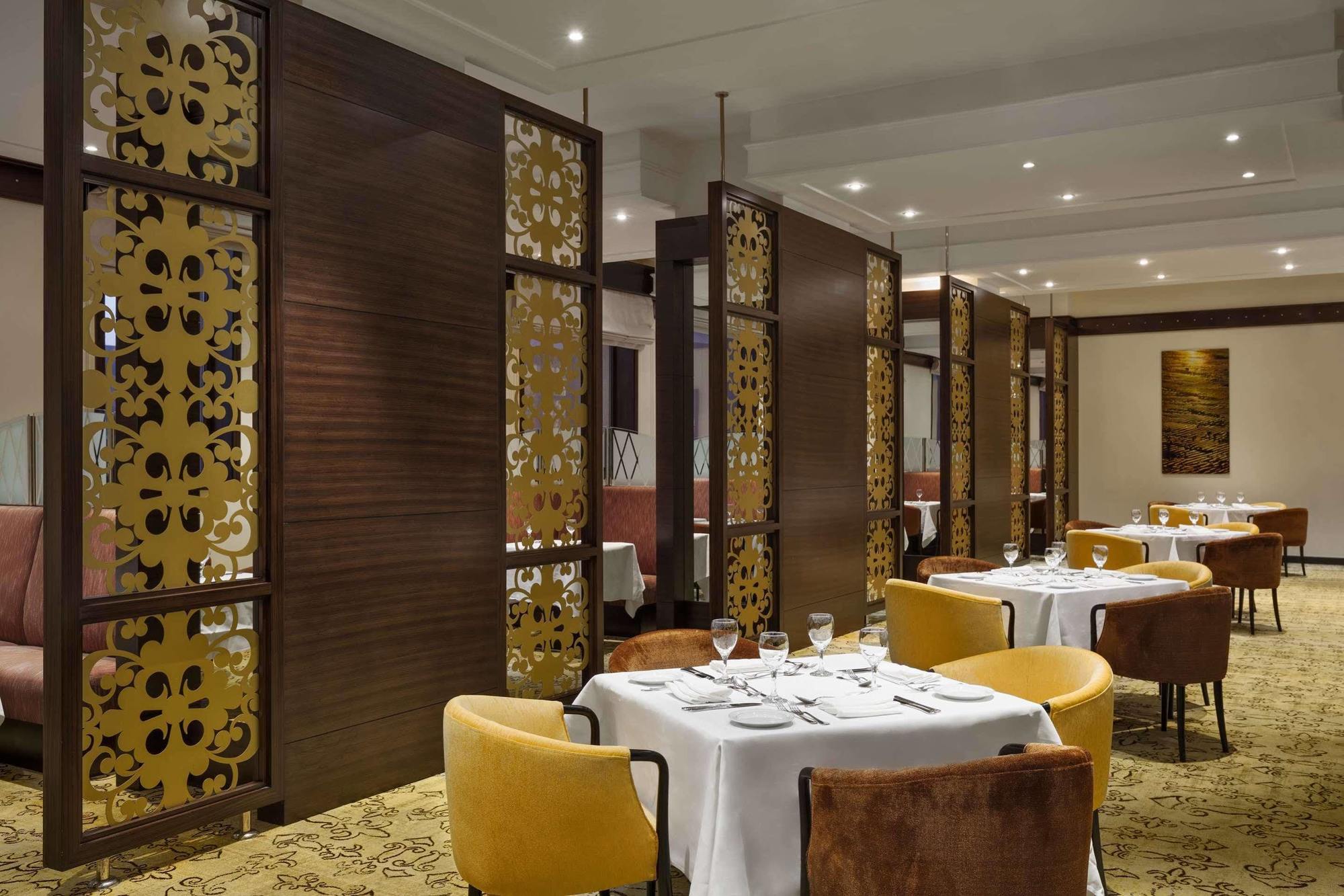 Le Meridien 5*